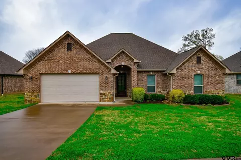 11242 Fox Trl, Flint, TX 75762