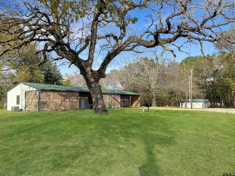 457 County Rd 2647, Mineola, TX 75773