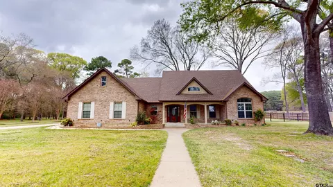 320 County Rd 3505, Bullard, TX 75757