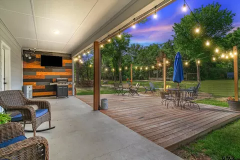 357 Vz County Road 3214, Wills Point, TX 75169