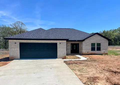 219 S Quille, Mount Pleasant, TX 75455