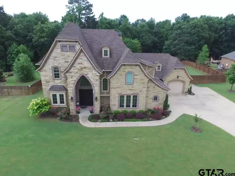 155 Alexis Dr, Longview, TX 75605