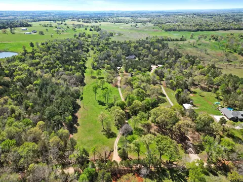 6335 County Road 3602, Bullard, TX 75757