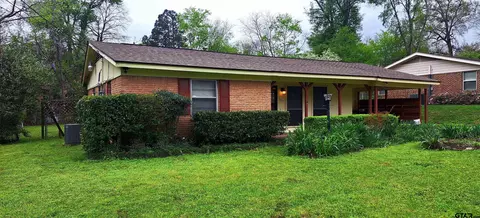 2307 Birch Dr, Tyler, TX 75701