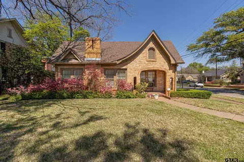 425 Mockingbird Ln, Tyler, TX 75701