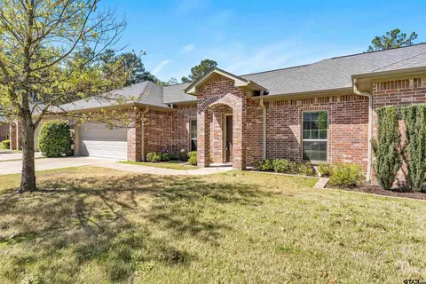 5029 Shiloh Village Dr, Tyler, TX 75703