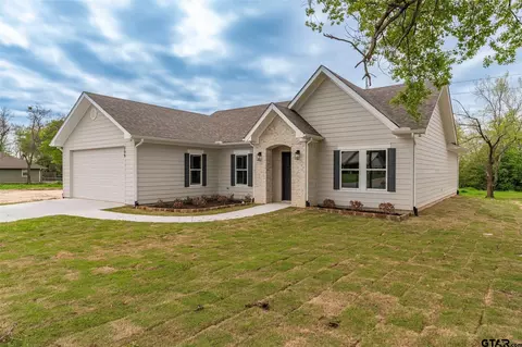 309 S League St, Sulphur Springs, TX 75482