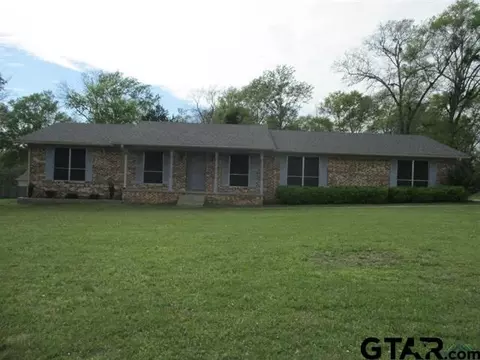 5817 Tryon Rd, Longview, TX 75605
