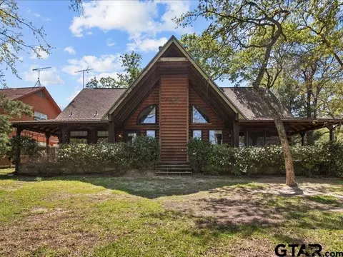 7898 Charlya Dr, Athens, TX 75752