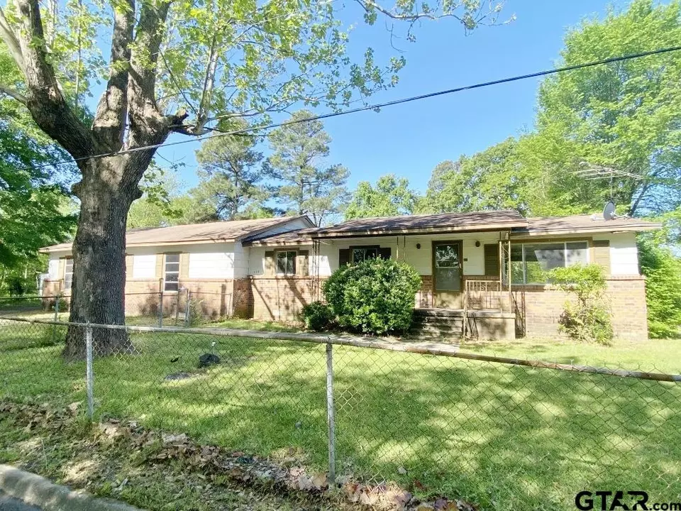 202 S Davis St, New Boston, TX 75570 14 Photos Movoto