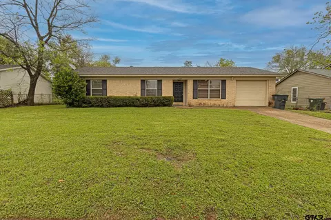 1202 Ridgeview Dr, Tyler, TX 75701