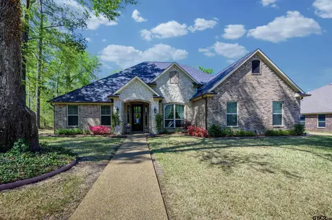 2088 Old Oak, Tyler, TX 75703