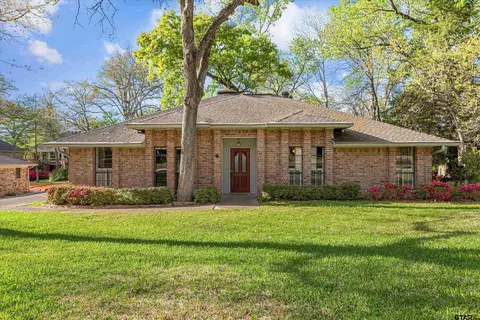 728 Sutherland Dr, Tyler, TX 75703