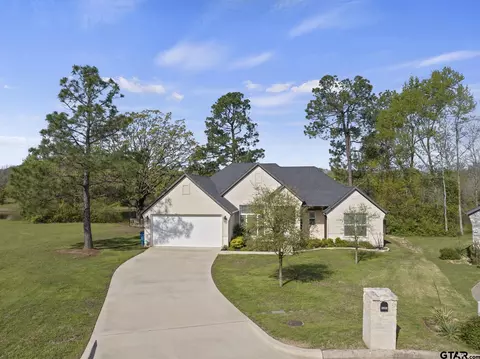 2839 Kingfisher Ln, Mount Pleasant, TX 75455