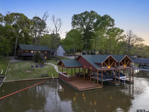 1521 Panther Creek Pass, Mount Vernon, TX 75457