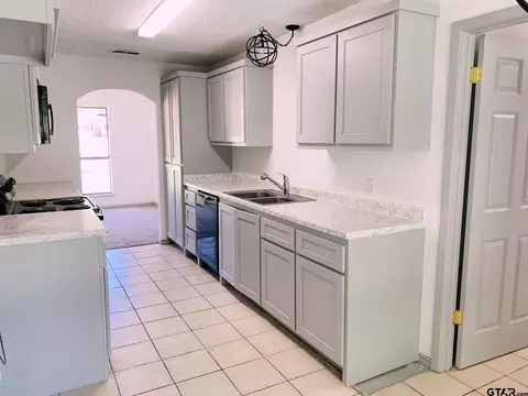 7649 Timber Cir, Tyler, TX 75708 photo 21
