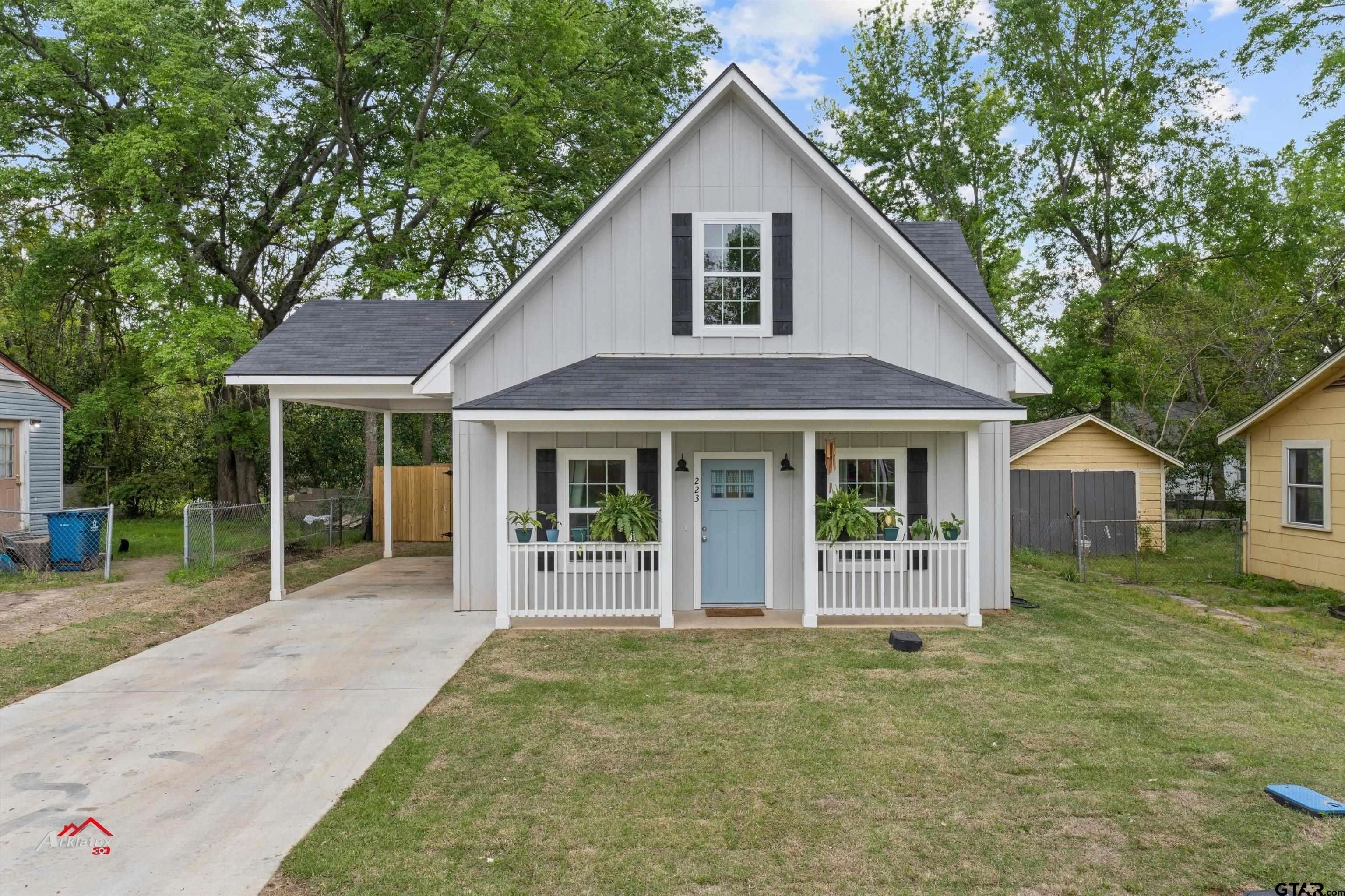 223 Hurley Ave  