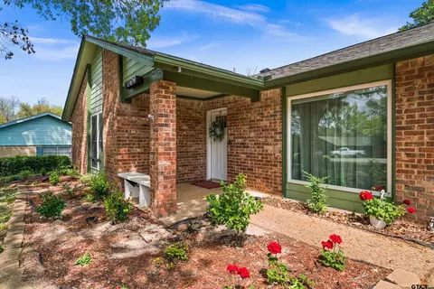 109 Karen Ct, Athens, TX 75751