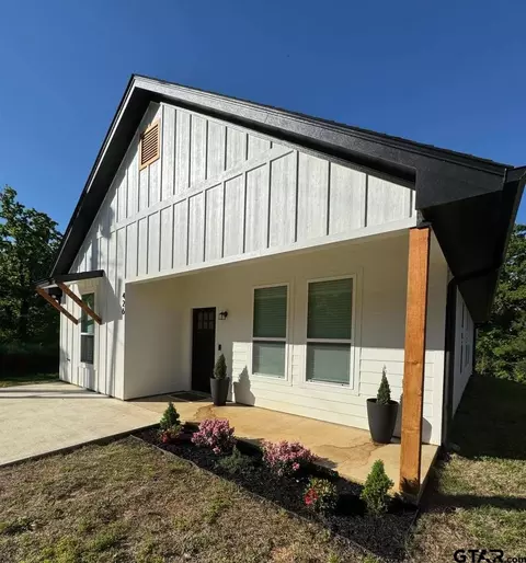 426 Brentwood Dr, Bullard, TX 75757