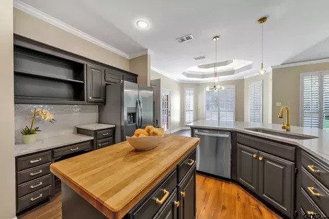 1207 Luann Ln, Tyler, TX 75703