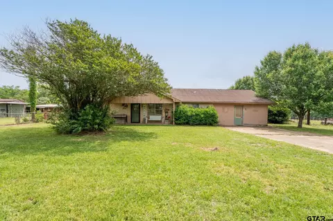 19523 Fm 16, Lindale, TX 75771