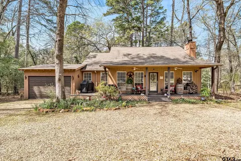 241 Peaceful Valley Trl, Holly Lake Ranch, TX 75765