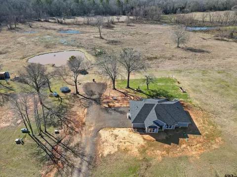 7406 E Us Hwy 80, Hawkins, TX 75765