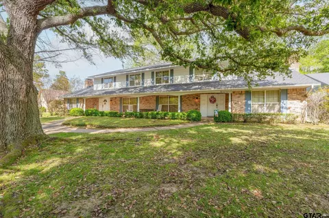 5816 5818 Foxcroft Rd, Tyler, TX 75703