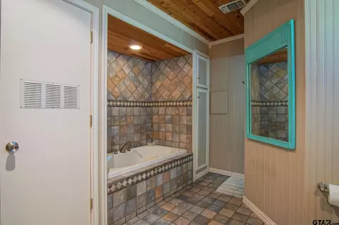 702 Mitchell St, Gilmer, TX 75644 photo 18