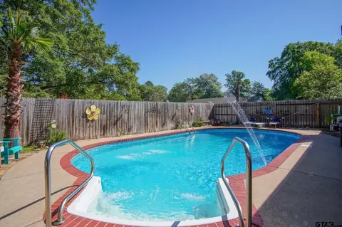 702 Mitchell St, Gilmer, TX 75644 photo 31