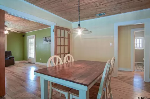 702 Mitchell St, Gilmer, TX 75644 photo 8