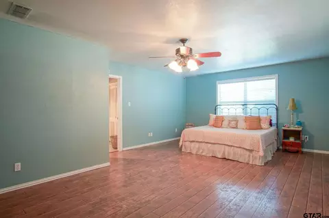 702 Mitchell St, Gilmer, TX 75644 photo 13