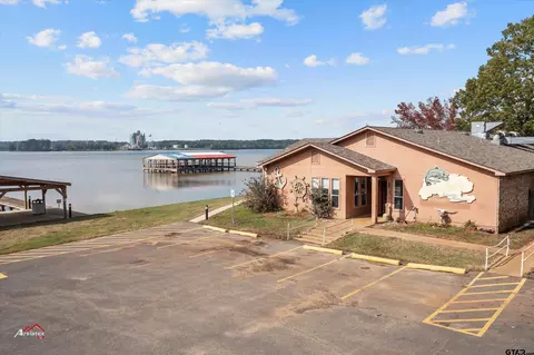 18560 4256, Reklaw, TX 75784
