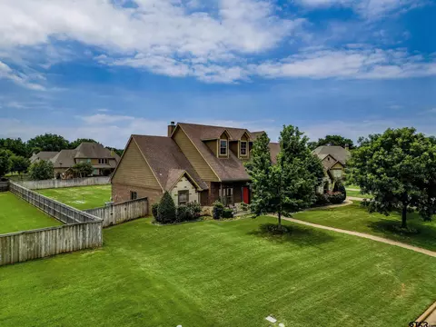 303 Coventry St, Bullard, TX 75757