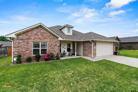 115 Brookway Ln, Longview, TX 75604