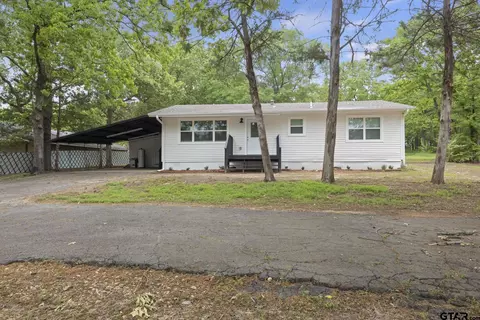 1205 E Ferguson, Mount Pleasant, TX 75455