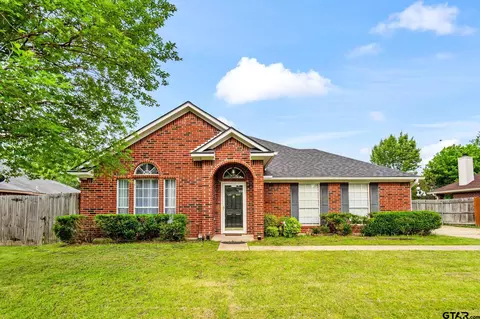 301 Oak St, Bullard, TX 75757
