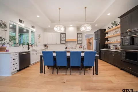 Kitchen - 202 Longleafe Dr, Longview, TX 75602 photo 3 of 10