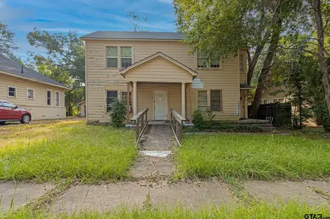 438 S Main Street A B, Longview, TX 75601