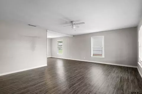 1501 E 5th St, Tyler, TX 75701 photo 3