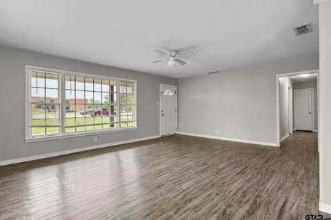 1501 E 5th St, Tyler, TX 75701 photo 5