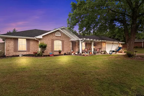 215 County Road 2504, Mineola, TX 75773