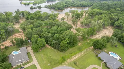 21156 Gatlinburg Rd, Bullard, TX 75757