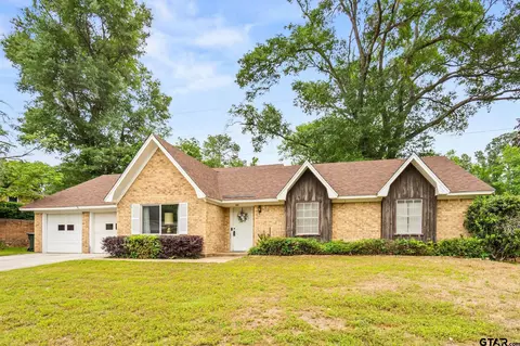 901 Neches Dr, Tyler, TX 75702