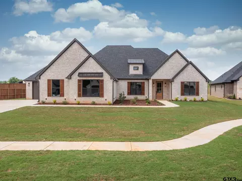 233 Serenity Dr, Bullard, TX 75757