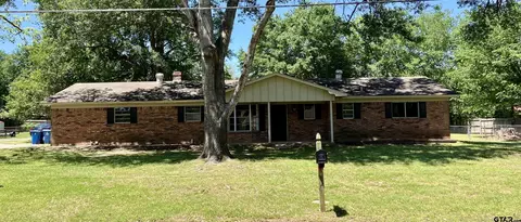 108 Greenlane Trl, Whitehouse, TX 75791