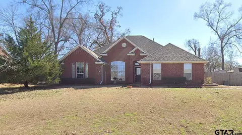512 Susie St, Chandler, TX 75758