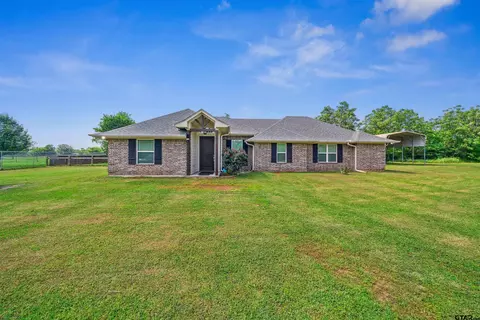 813 S Houston St, Bullard, TX 75757