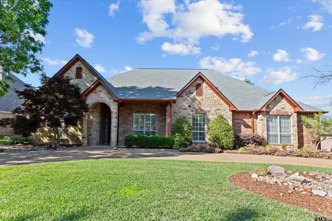 2318 Kingsmill Cir, Tyler, TX 75703