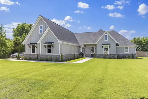 21860 Country Mdws, Bullard, TX 75757